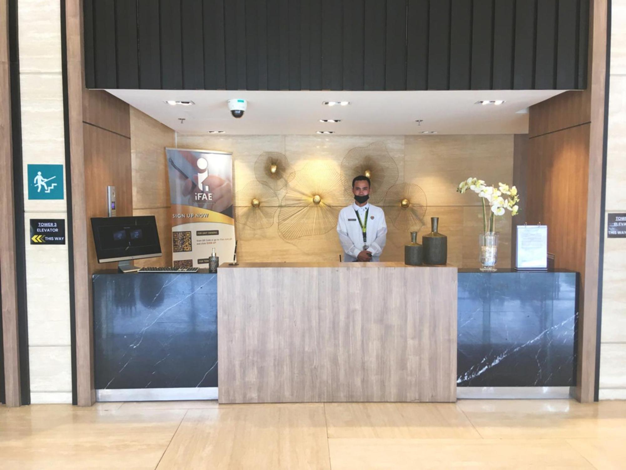 Megaworld Furnished Studio Near Mall/Marriott/Icc Iloilo City Dış mekan fotoğraf